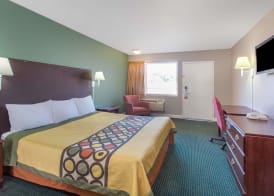 Super 8 by Wyndham Durham/University Area NC 5