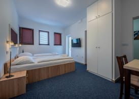 Aparthotel Plat 5