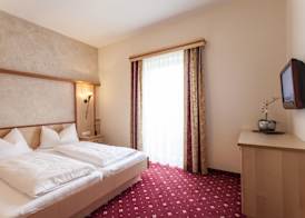 ALPENAPART Ladis - Relaxed Alpine Luxury for Families 5