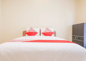 Super OYO 1654 Maha Bharata Kuta Inn 5