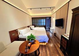 Jingshan Garden Courtyard Hotel Beijing Forbidden City Newly renovated Fluent English speaking 5