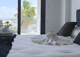 Larvella Estia Luxury Suites 4