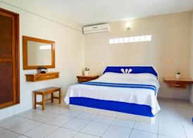 Hotel Yumkiin - Cerca Del Ferry y Terminal ADO 5