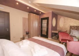 Bajadera Lux 4