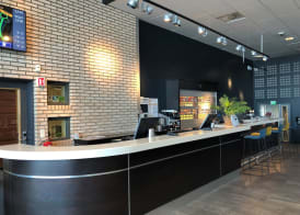 Park Inn by Radisson Oslo Airport Hotel West 5