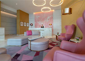 Hilton Dubai Creek Hotel & Residences 5