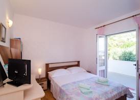 Leo's Room 4
