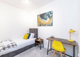 Prescott Court by Guestz 4
