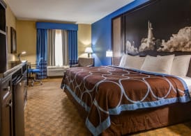 SureStay Plus Hotel by Best Western Alvin 5