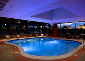 Hilton Chicago/Oak Brook Suites 5