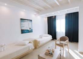 NAXIAN EMERALD HOTEL 3