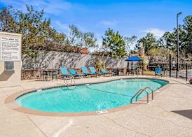 Hampton Inn Columbus North 4