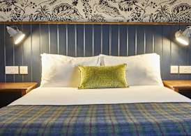 New Inn by Greene King Inns 5