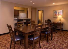 Best Western Ambassador Inn & Suites 5