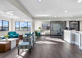 Clarion Pointe Milwaukee Airport 2