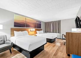 Days Inn by Wyndham Liberty 5