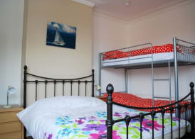 Clift Guest House 5