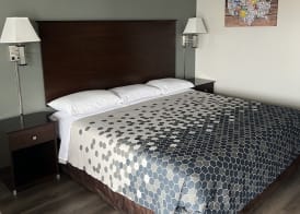 Bend Inn & Suites 5