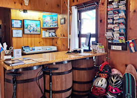 Buffalo Lodge Bicycle Resort - Amazing access to local trails & the Garden 2