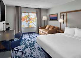 Fairfield Inn by Marriott Rochester East 4