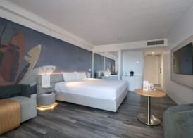 Novotel Surfers Paradise 3