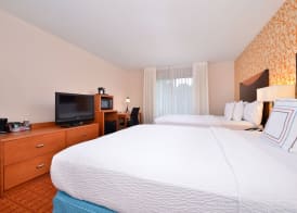 Fairfield Inn and Suites by Marriott Asheboro 4