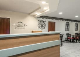 Microtel Inn & Suites by Wyndham Auburn 3