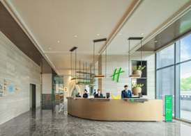 Holiday Inn Zhuhai City Center by IHG 3