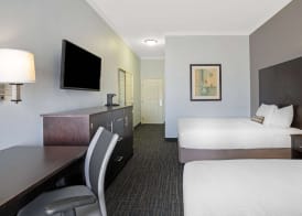 Garner Hotel Houston - Westchase 4