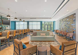 Cambria Hotel Fort Worth - Medical Center 4