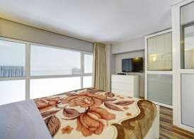 Sea Suites Apartments 4