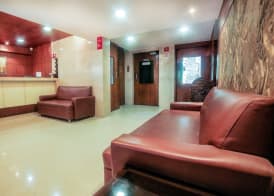 Hotel Lucky Bandra 4