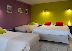Contact hôtel - Hôtel Les Bleuets & SPA 5