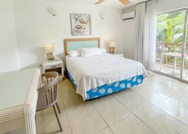 Hotel Cocoplum Beach 4