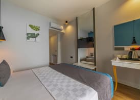 Tema 242 Hotel 5