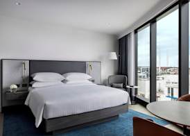 Melbourne Marriott Hotel Docklands 4