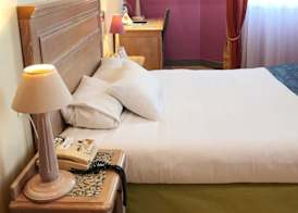 Hotel Aux Sacres Reims, Centre Historique 5