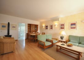 Stylish and Well-equipped, Private Pool, Close to Amenities, Free AC & Wifi 5
