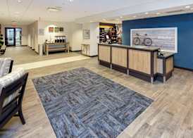 Hampton Inn & Suites Morgantown / University Town Centre 4