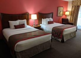 Ramada by Wyndham Raleigh 4
