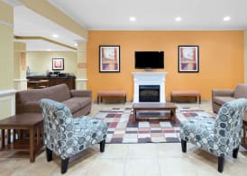 Microtel Inn & Suites by Wyndham Greenville/University Medic 2