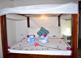 Mambo Beach Villas 5