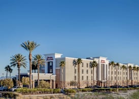 Hampton Inn & Suites Las Vegas-Red Rock/Summerlin 2