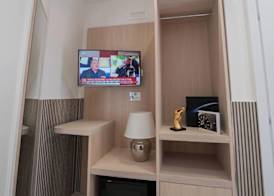 GreRos H. Rooms Napoli Centro by Clapa Group Dislocated Hospitality 5