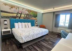 Days Inn by Wyndham Southington 5