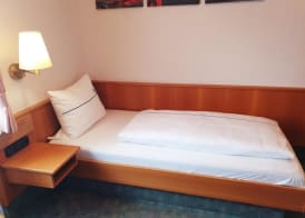 Hotel Gasthof zum Schwan 5