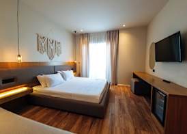 Sunset Shoreline Saranda - Sea View - Free Private Parking - Pool 2