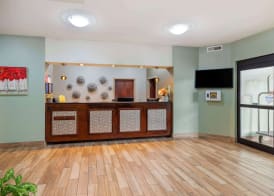 Best Western Plus Hopewell Inn 2