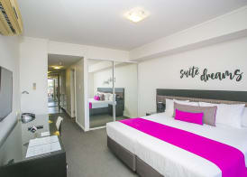 East Perth Suites Hotel 4