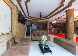 P R Patong Hotel 2